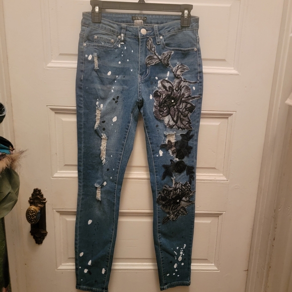 VENUS Blue Jeans with Black Floral Design Sz 4 - Picture 1 of 4